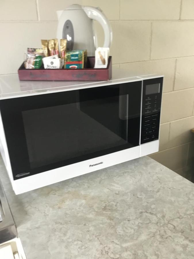 Ulster Apartments ハミルトン エクステリア 写真